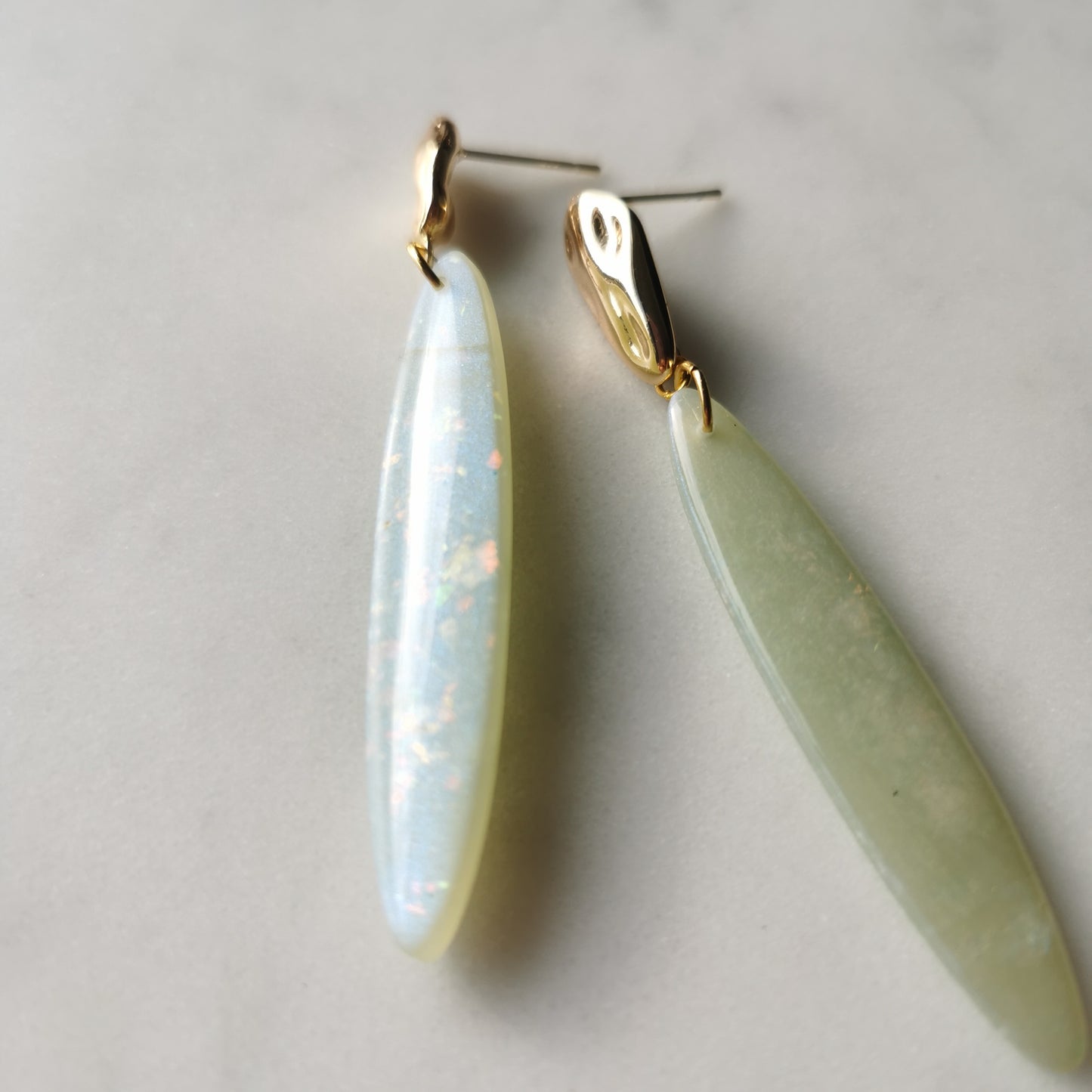 'serenity' opal hanger