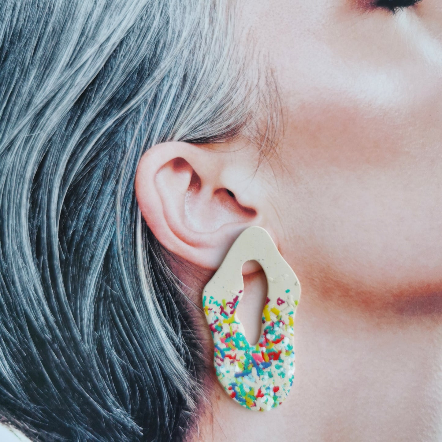 Statement gradient stud