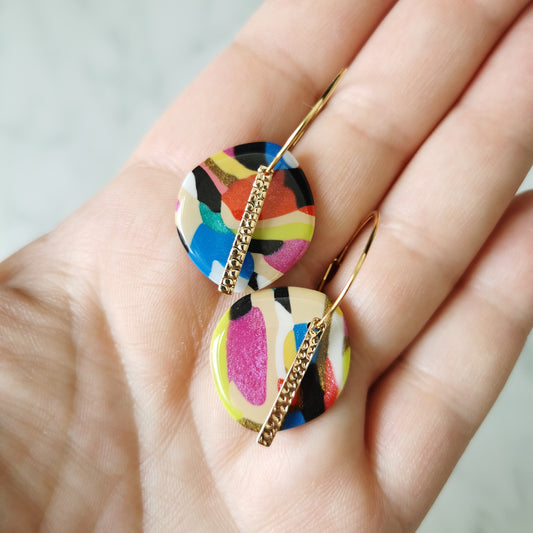 Multicolour hoops