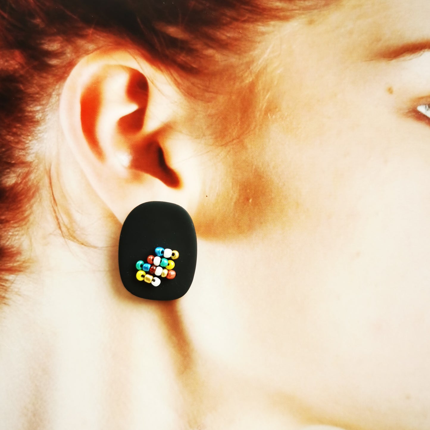 TANZANIA maxistud met glasparels.