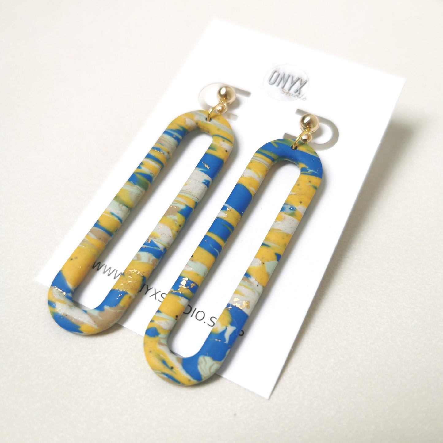 Stone stretched donut