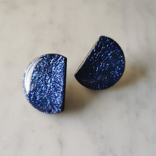 Blue glitter stud