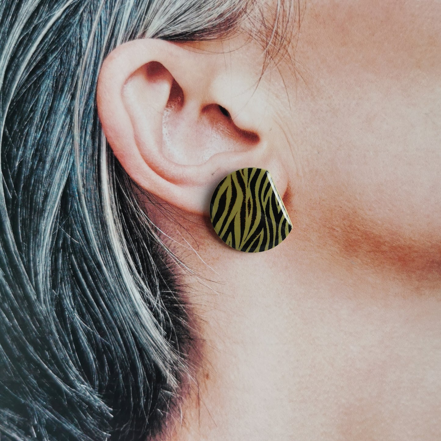 ´zebra´ studs