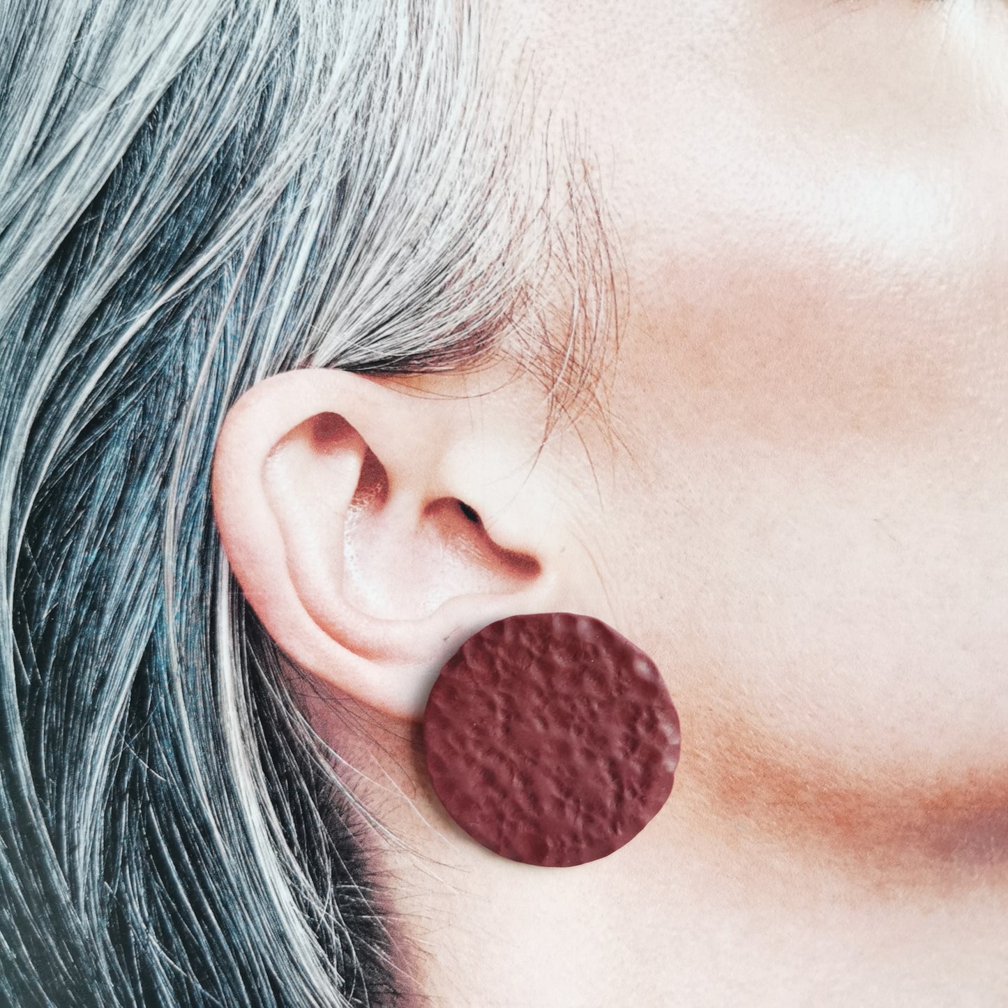 ´Textured´ maxistud