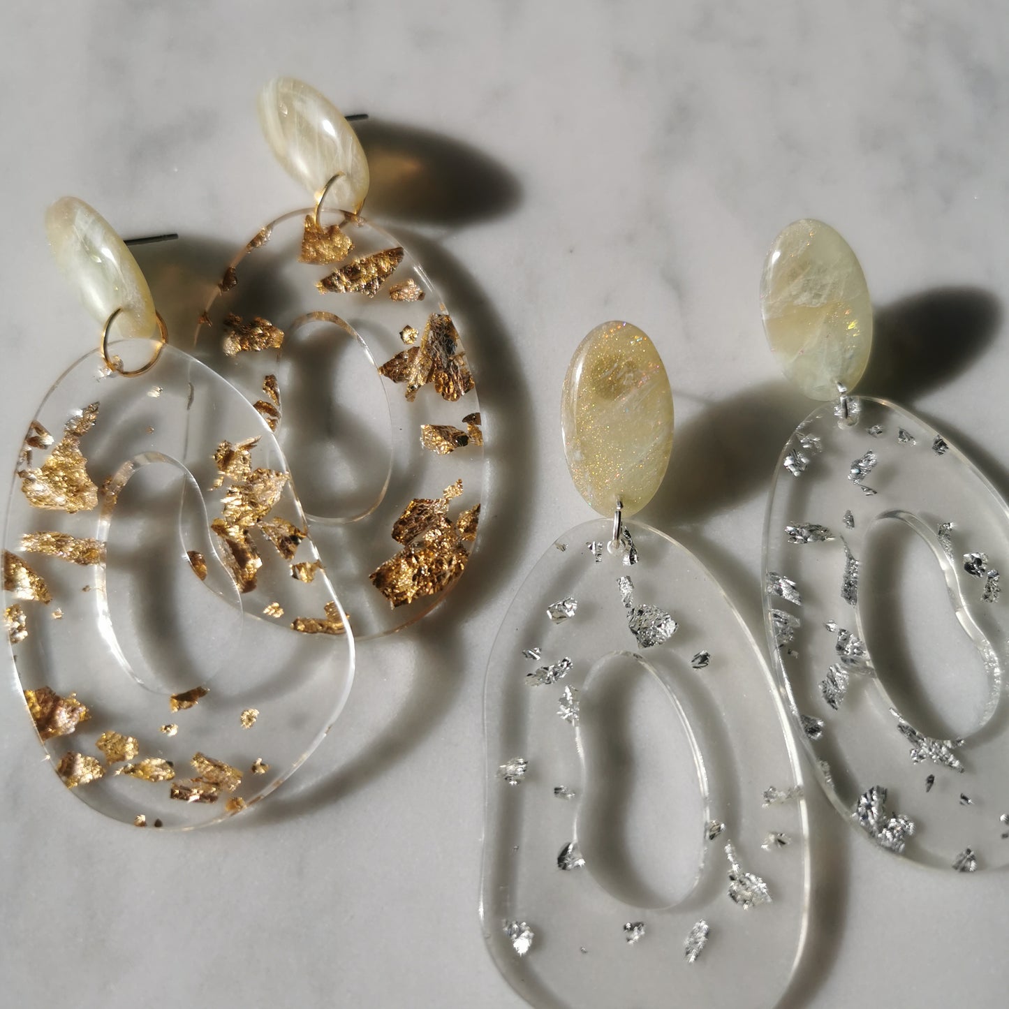 'serenity' goldflake hanger