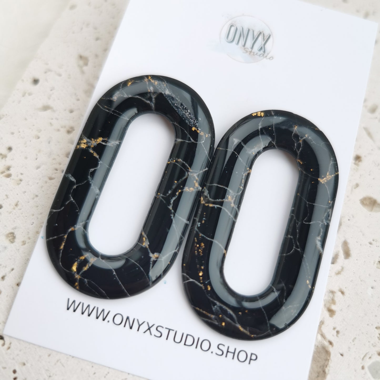 Marble donut statement stud