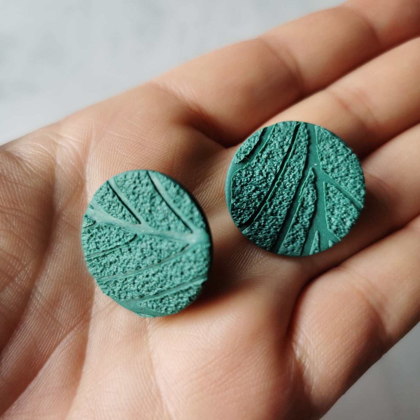 'Jungle' textured stud