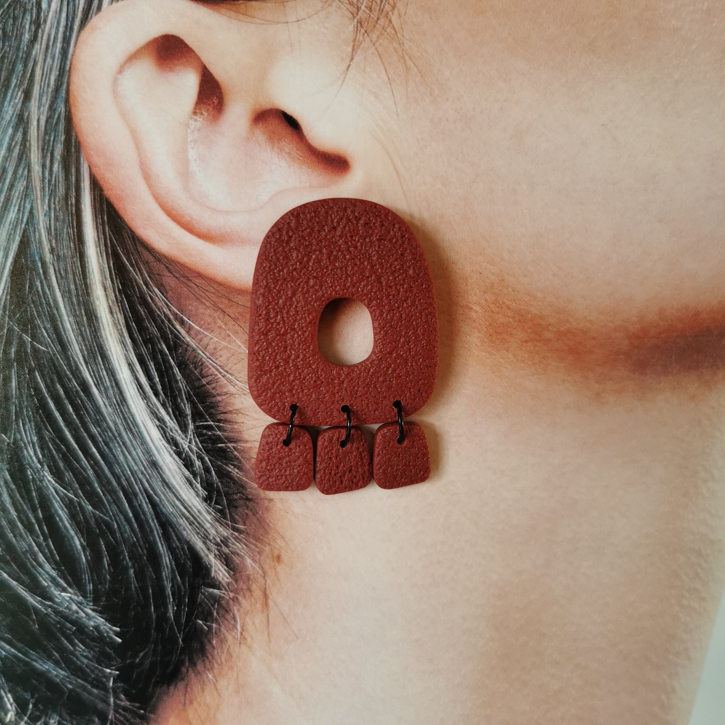 'Artist' bold statement stud