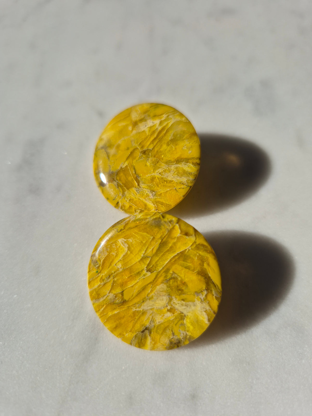 Chartreuse sun stud