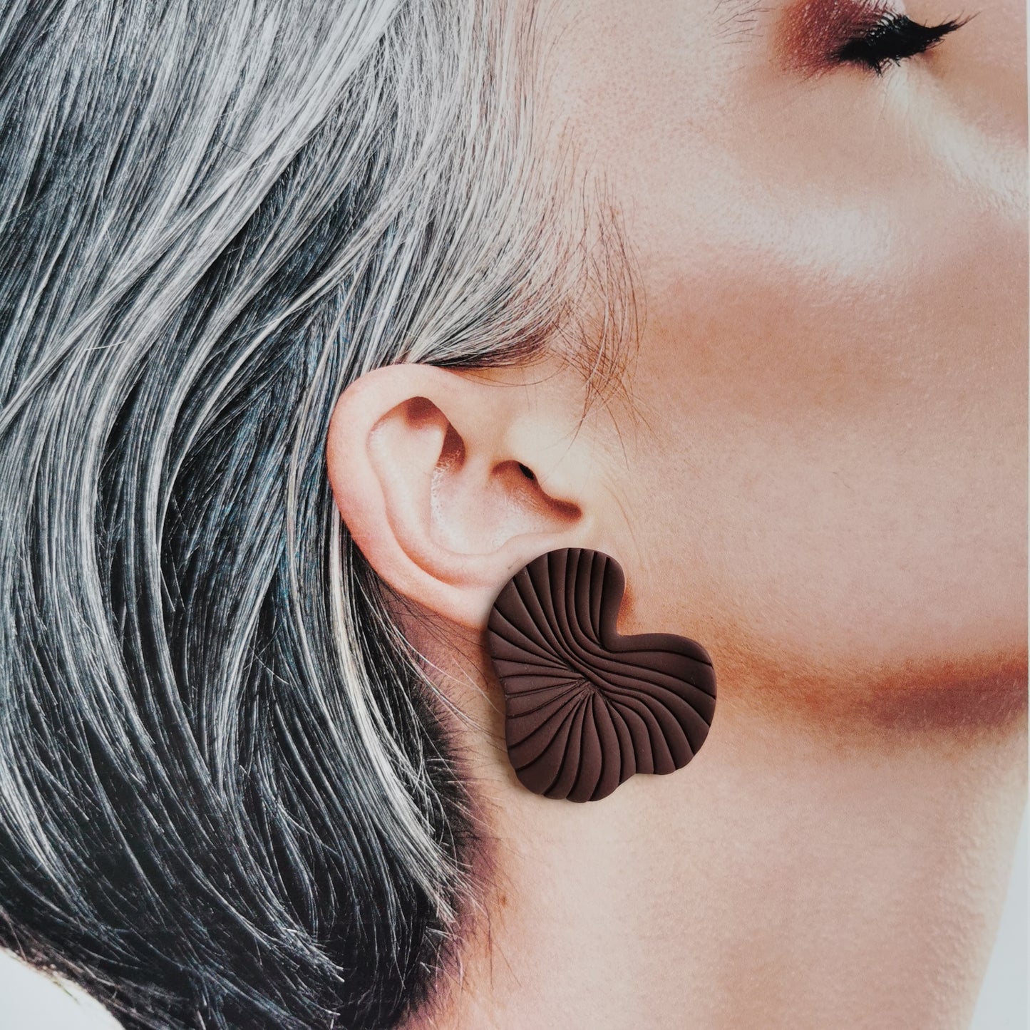 FALL leaf statement stud