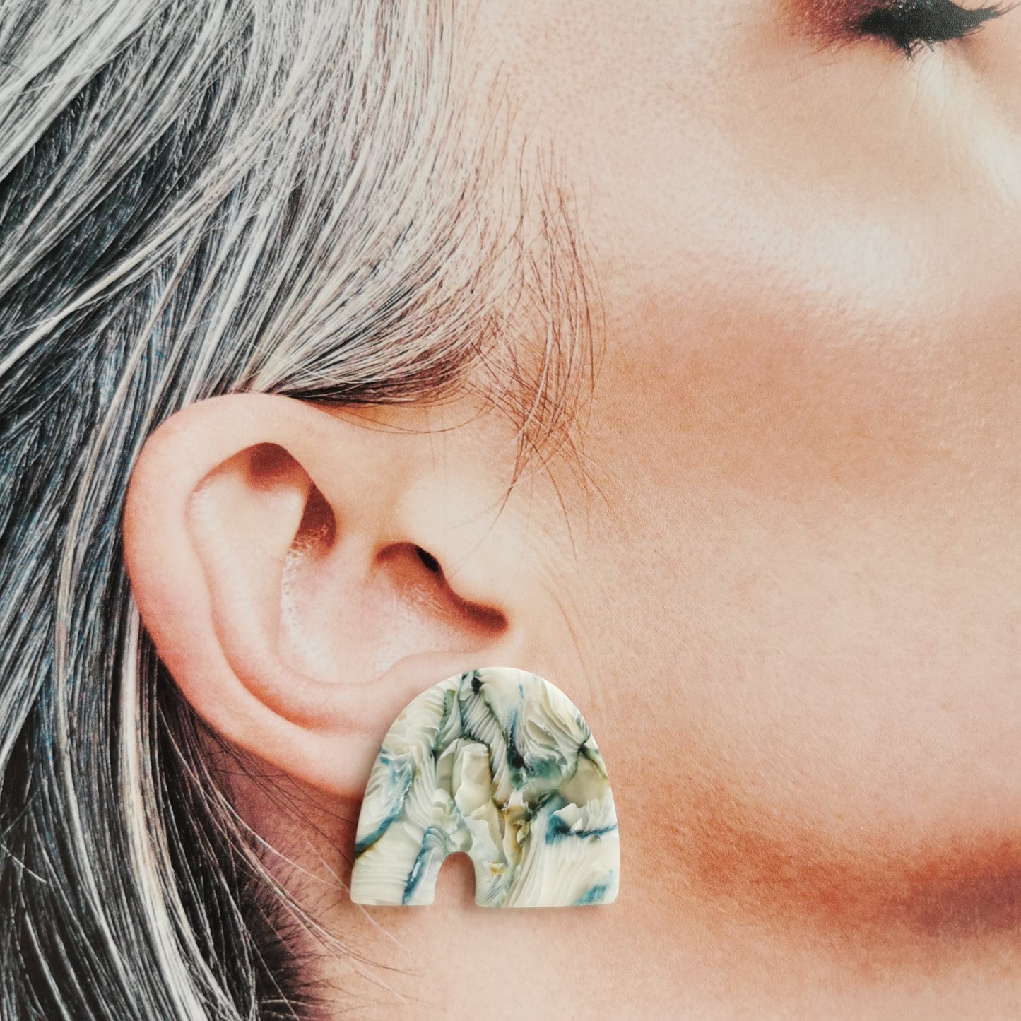 Lace agate arch maxistud