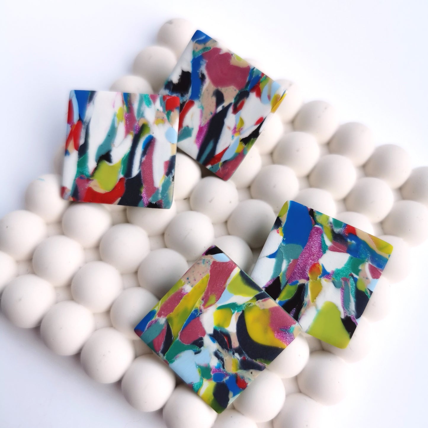 Dopamine square stud