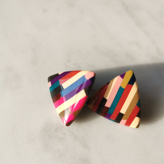 Striped triangle studje