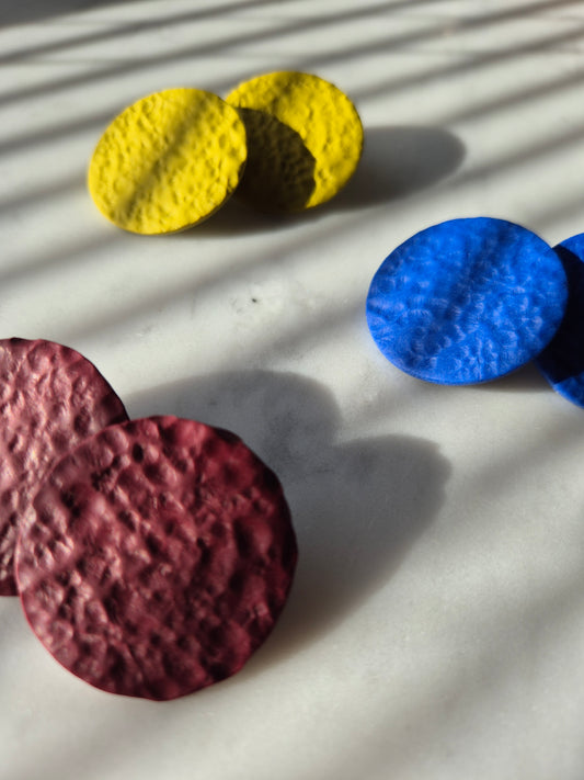 ´Textured´ maxistud